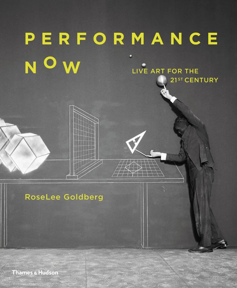 Performance Now fra Thames & Hudson – billede af bogen