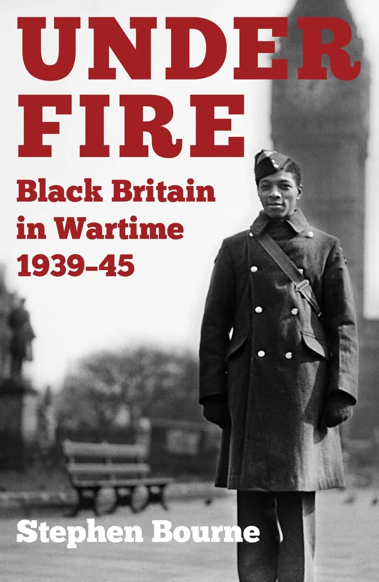 Under Fire de The History Press – photo du livre