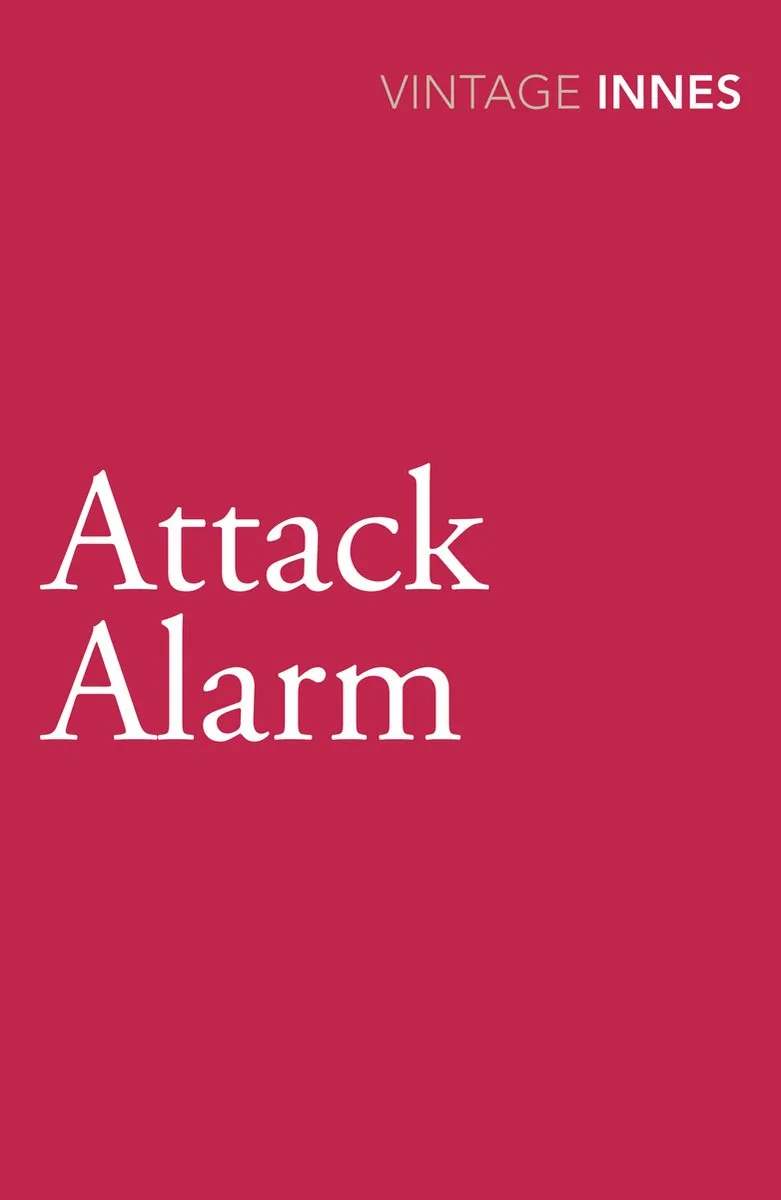 Attack Alarm van Vintage Classics – boekfoto