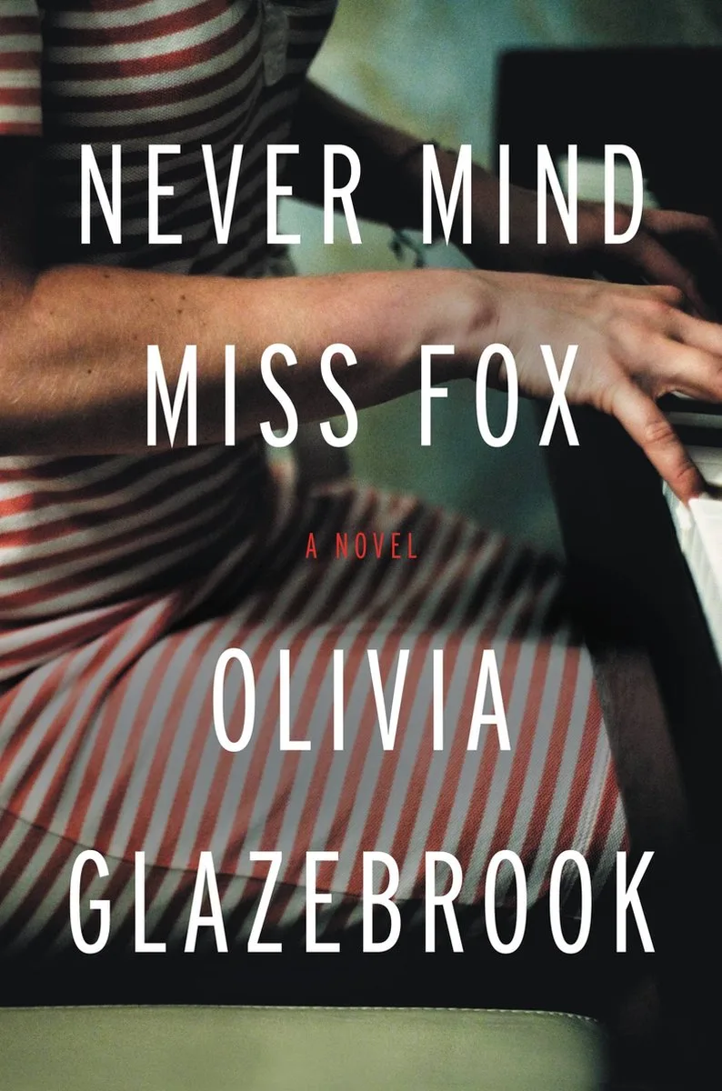 Never Mind Miss Fox von Virago – Buchfoto